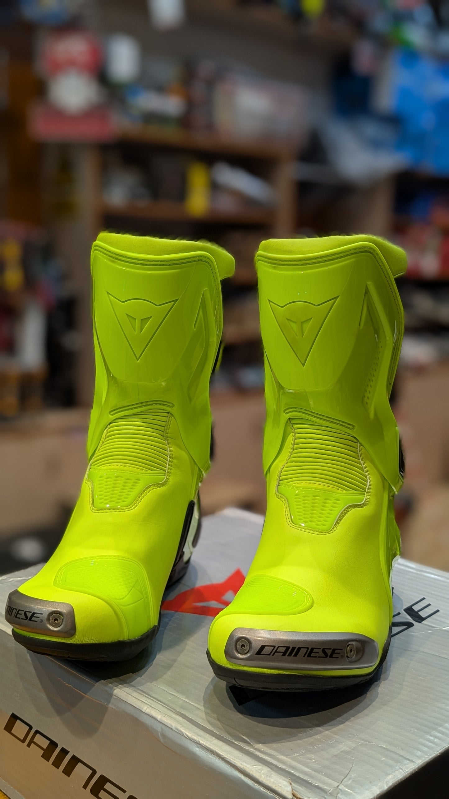 DAINESE TORQ 3 BOOT FLOURESCENT